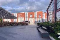 נקודת מסירה של סחורות, Moscow, Obraztsova str., 11, p. 5, 4 entrance, territory of the Jewish Museum and Tolerance Center, entrance from Obraztsova Street.