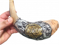 Shofar ram, plated with silver and gold, with Star of David pattern