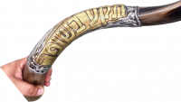 Silver-plated shofar, with the pattern of a priest blowing a shofar_2